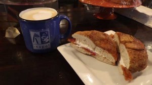 apple cinnamon bagel